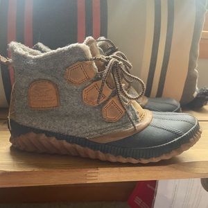 Sorel out n about waterproof boots